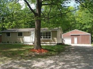 4703 E Parish Rd, Midland, MI 48642