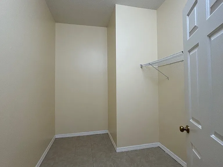 13367 Luxbury Loop — Photo 11