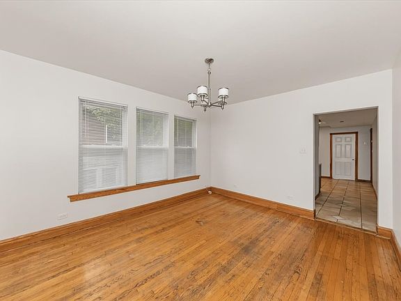 4th image of 2323 W Shakespeare Ave #2