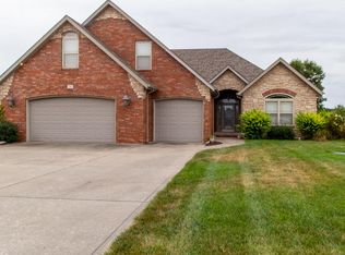 110 Elmview Dr, Ozark, MO 65721