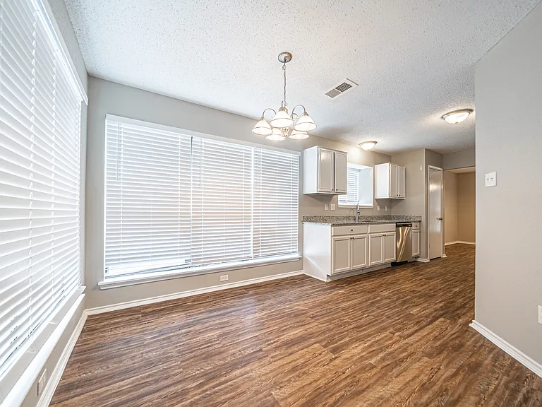 5223FawnLakeDrive-14_04032025
