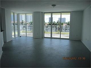 4th image of 3000 188th St APT 305