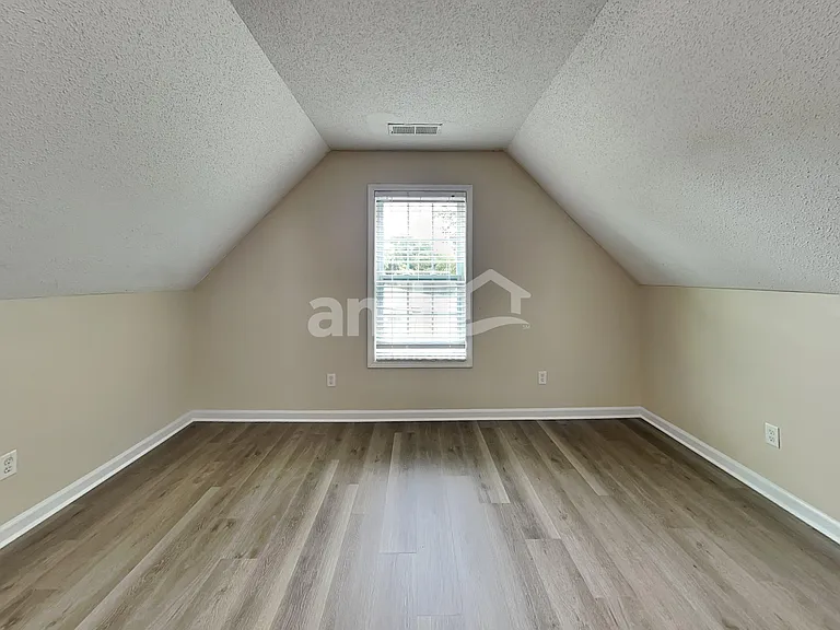 304 High Point Pl — Photo 19