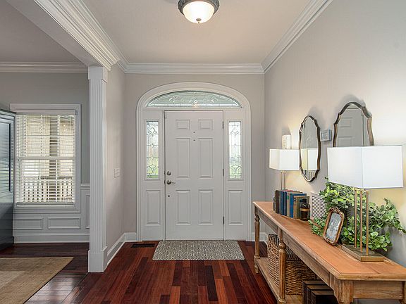 3rd image of 7418 Good Earth Cir