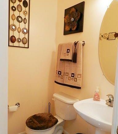 2nd image of 12407 Abbey Knoll Ct