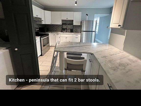 3rd image of 311 Jefferson St APT A