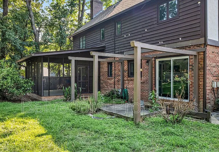 4103 Oak Hollow Dr — Photo 44