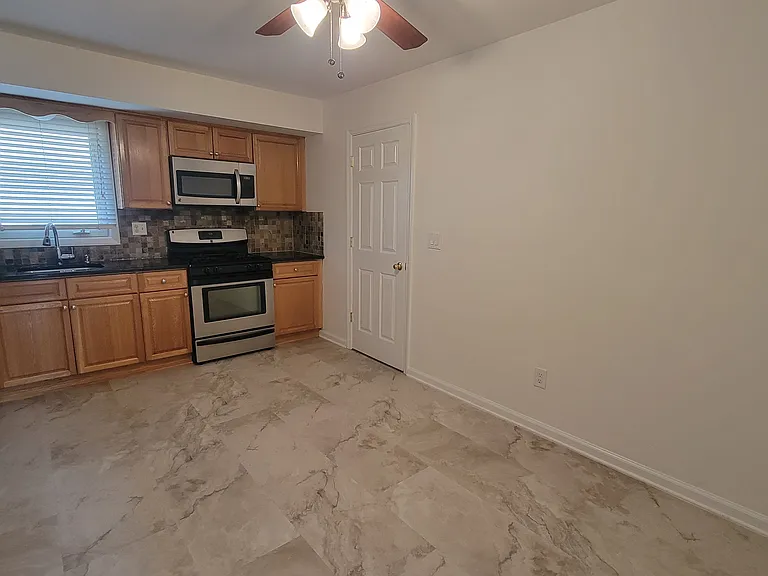 337 Outwater Ln #2 — Photo 11