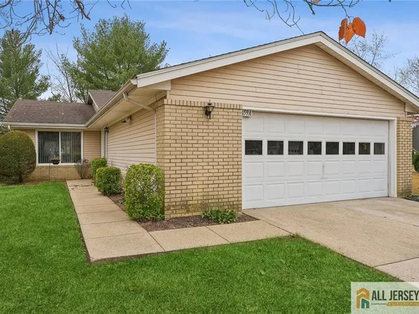 459 Delair Rd, Monroe Township, NJ 08831