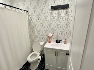 10615 Richeon Ave #A, Downey, CA 90241