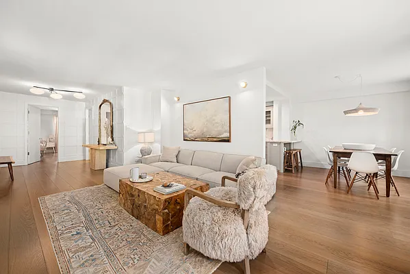 Sold by William Raveis Real Estate | media 16