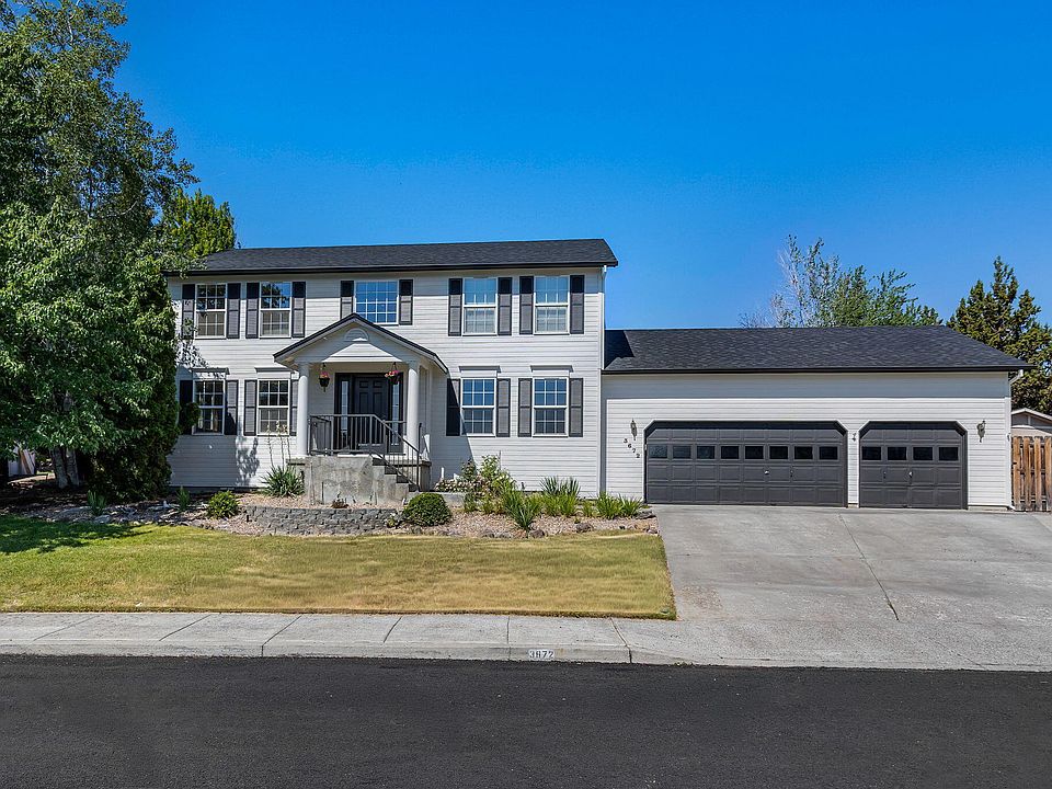 1st image of 3672 SW Volcano Ave