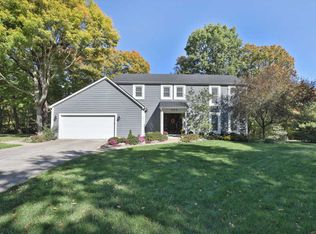 888 Bluff Ridge Dr, Columbus, OH 43235