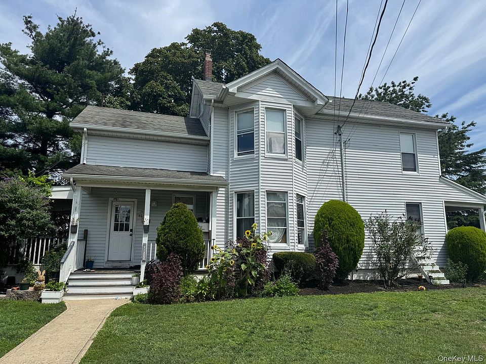1st image of 172 N Ocean Avenue