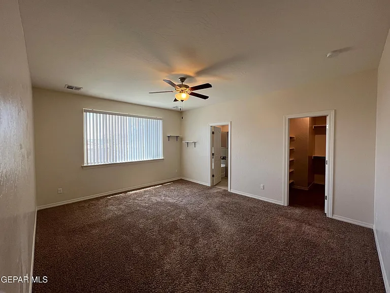 147 N Manzanita Dr — Photo 11