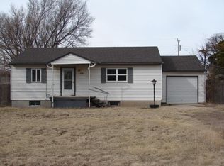 206 N A St, Tyrone, OK 73951