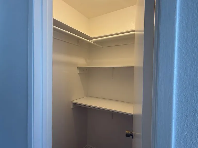 4173 Colfax Ave #I — Photo 24