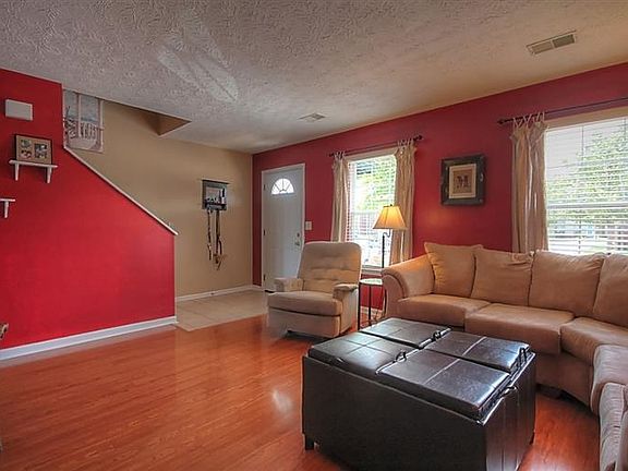 2nd image of 3692 Arbor Dr APT 3