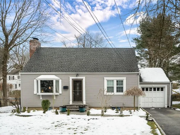 1007 Knollwood Road, White Plains, NY 10603