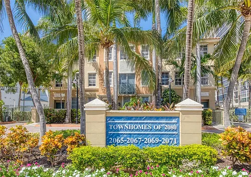 2069 S Ocean Dr #Townhouse 12 Photo 1