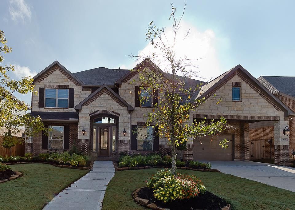 1st image of 2815 Carriage Hollow Ln