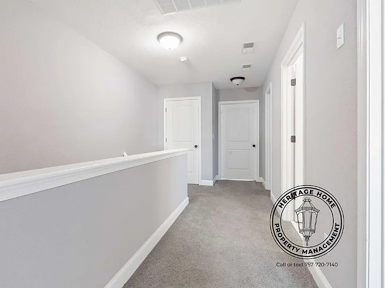 532 Harriett St — Photo 23