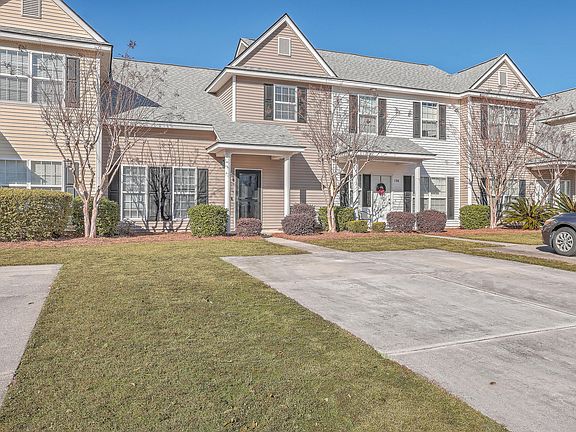 3rd image of 140 Black River Dr