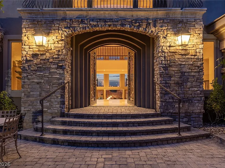 1520 Macdonald Ranch Dr — Photo 17