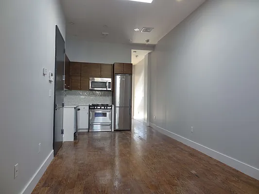 Rented by Lofts and Flats LLC | media 48