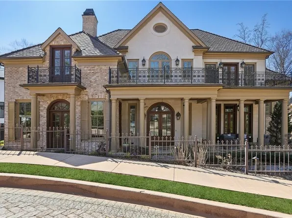 440 Belada Blvd, Sandy Springs, GA 30342