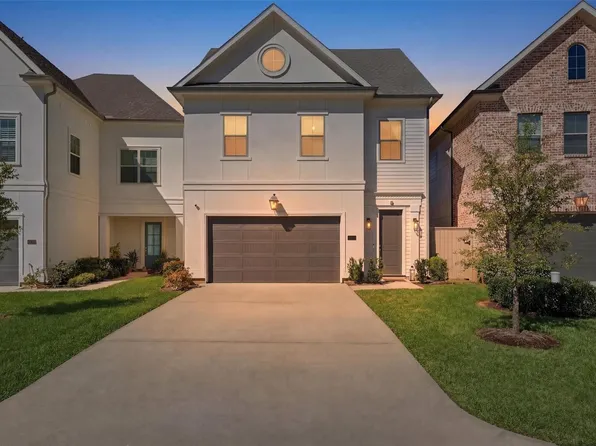 25234 Calhoun Creek Dr, Spring, TX 77380