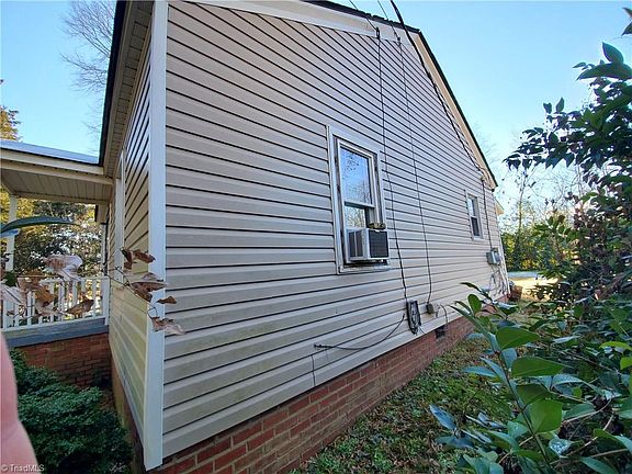 5th image of 1724 Phillips Ave