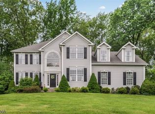 16 Butternut Way, Sparta, NJ 07871