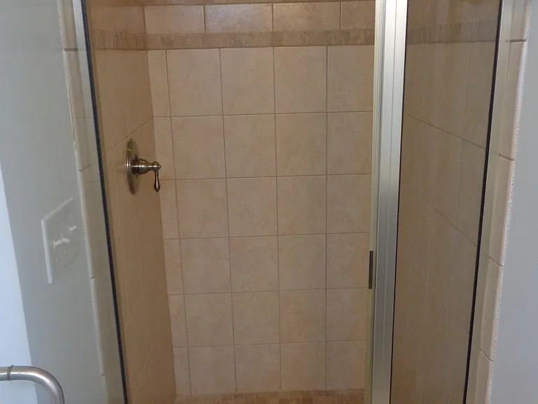 701 McDonald Ave — Photo 24