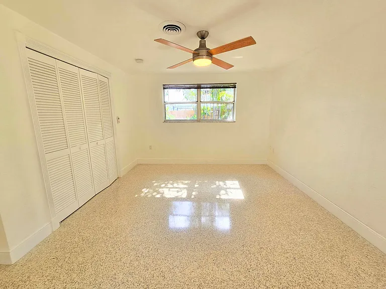 2101 Alvarado Ln — Photo 10