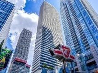 2221 Yonge St #2703, Toronto, ON M4S 0B8
