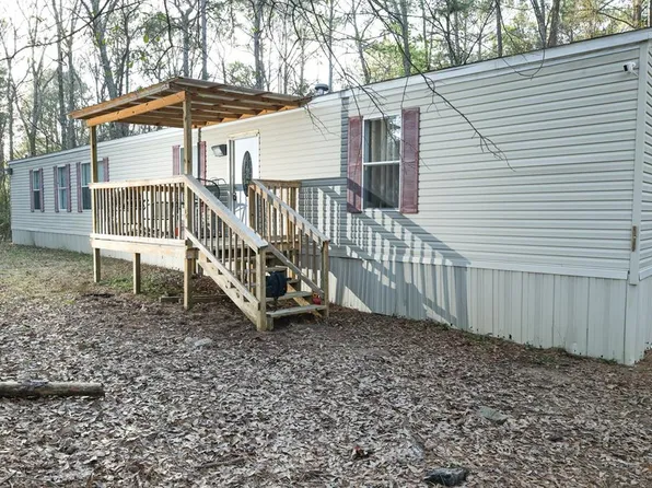 1017 Lucky Leaf Rd, Summit, MS 39666