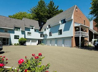 30 Hills Ln UNIT 30, Westport, CT