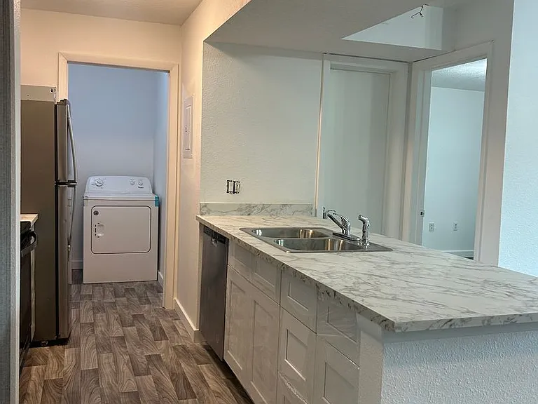 3016 Parkway Blvd #209 — Photo 21
