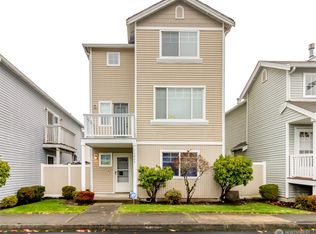 11223 3rd Ave E, Tacoma, WA