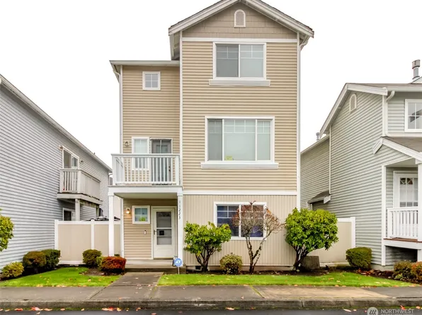 11223 3rd Avenue E, Tacoma, WA 98445