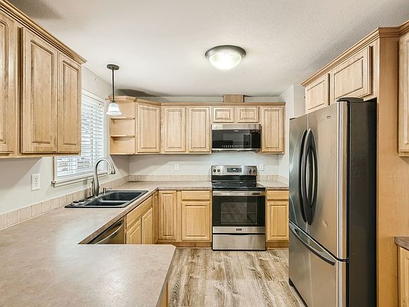 2nd image of 7608 Orting Hwy E