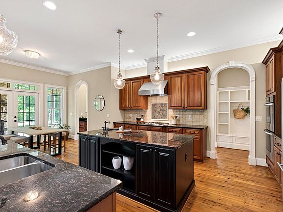 2nd image of 4308 Kelly Oak Ct