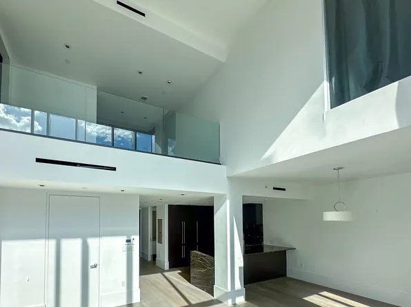 429 Kent Avenue image 1 of 23