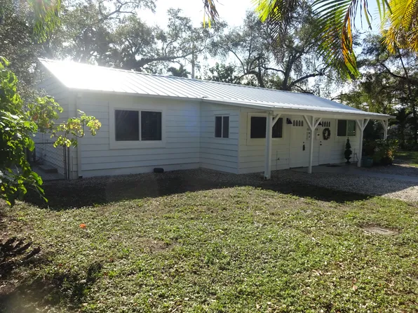 1538 NE 131st Ln, North Miami, FL 33161