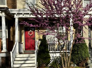 926 14th St SE, Washington, DC 20003