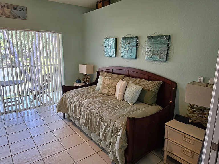 200 Diamond Cir #202 — Photo 12