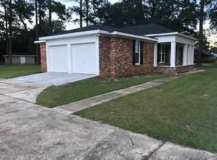 1707 Lily Pond Rd, Albany, GA 31701