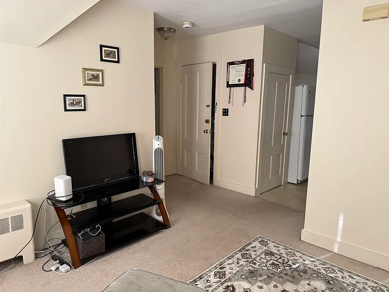 63 Brook St #5 — Photo 8