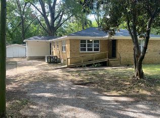 513 Wright St, Bolivar, TN 38008